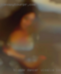 Blonde Visalia looking for Dancer looking to Party.