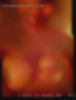 I want to explore Omaha bar for swingers my desires.
